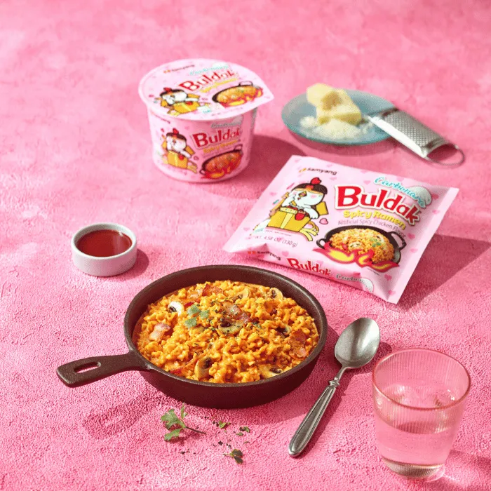 SAMYANG Buldak Carbonara Hot Chicken Ramen 130G - Image 3